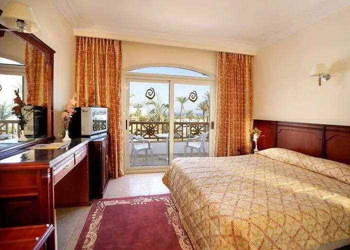 Tropicana Jasmine Club 4*